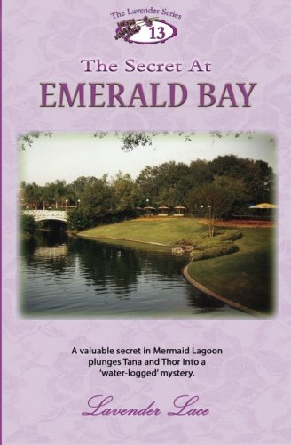 The Secret At Emerald Bay (Lavender Lace Mystery Series, Band 13) Religion & Esotericism