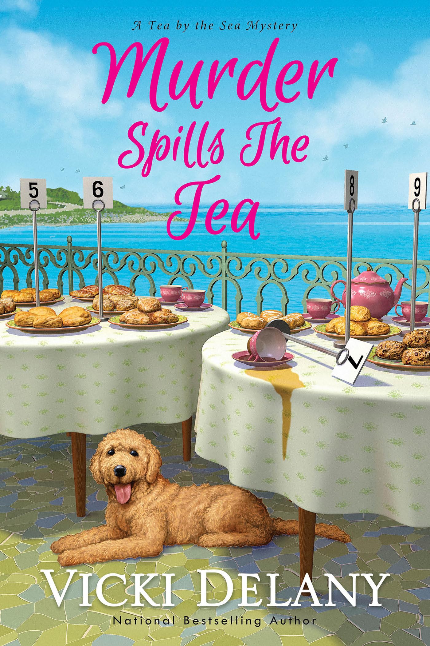 Murder Spills the Tea (Tea by the Sea Mysteries, Band 3) Contemporary literature