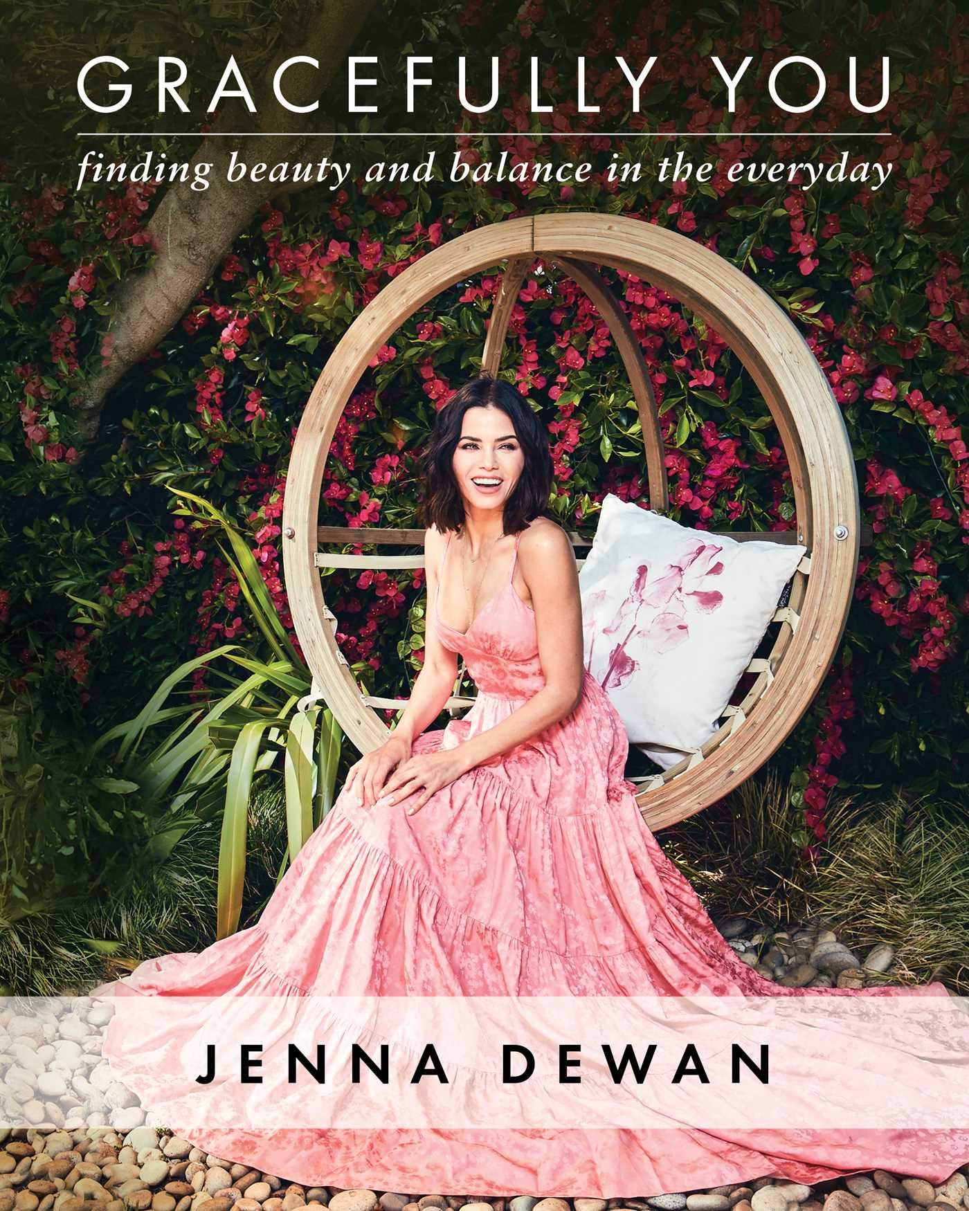 Gracefully You: Finding Beauty and Balance in the Everyday Business, Finance & Career