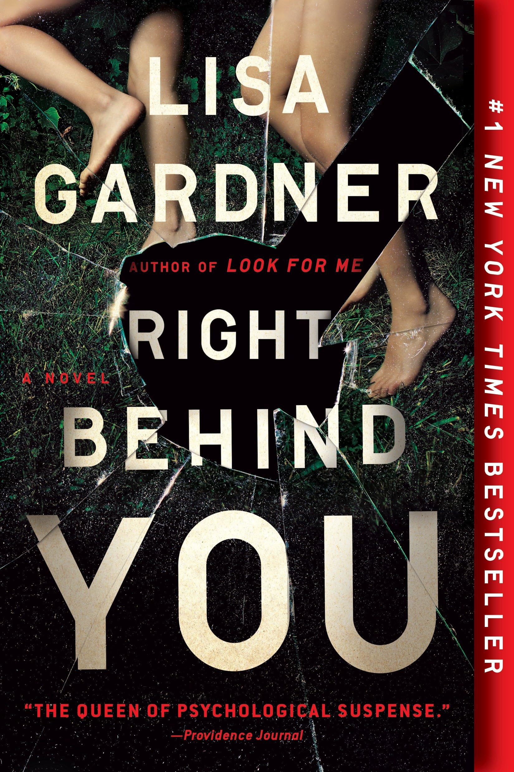 Right Behind You: A Novel (FBI Profiler, Band 7) Contemporary literature