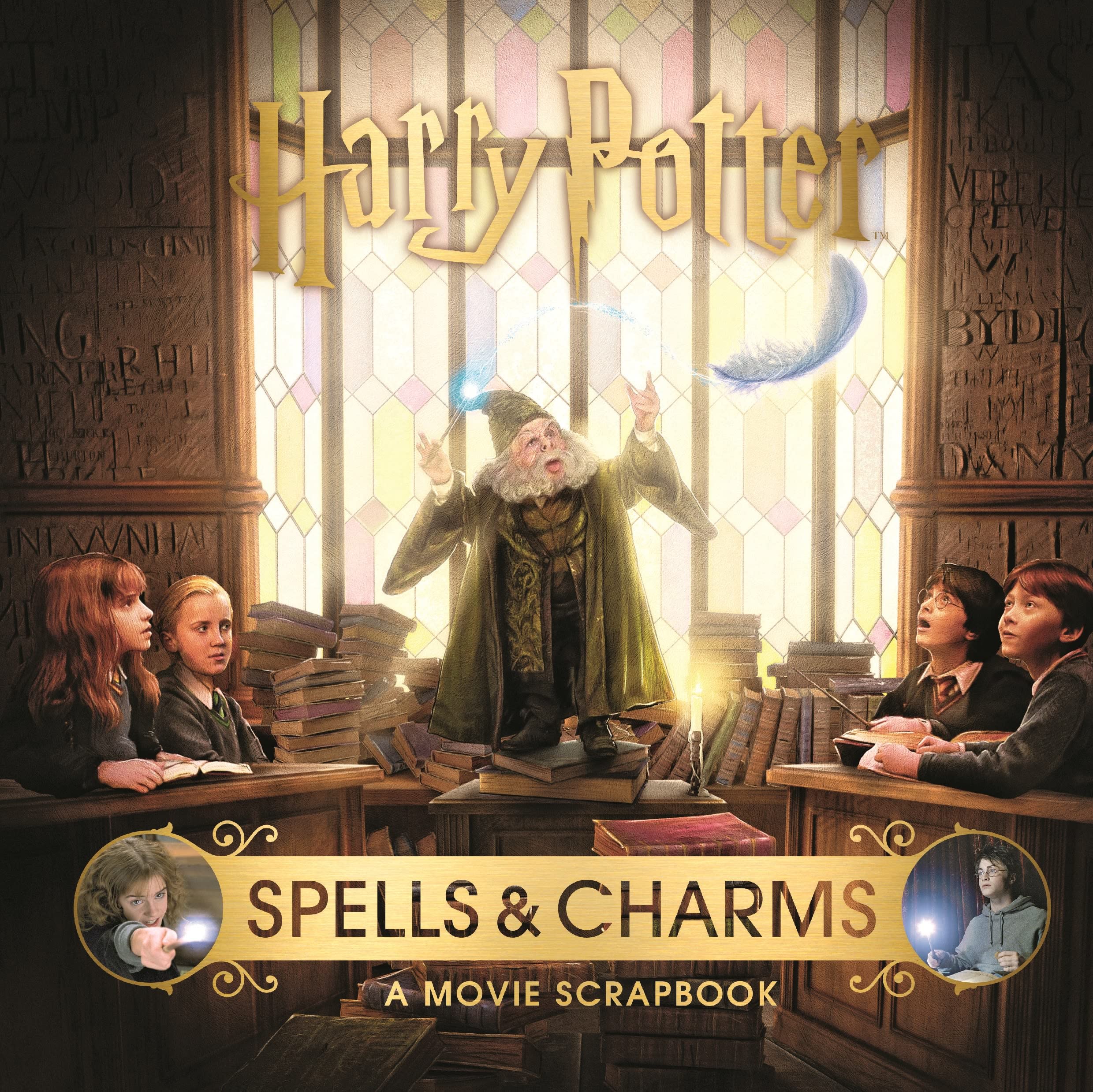Harry Potter – Spells & Charms: A Movie Scrapbook Action & Adventure