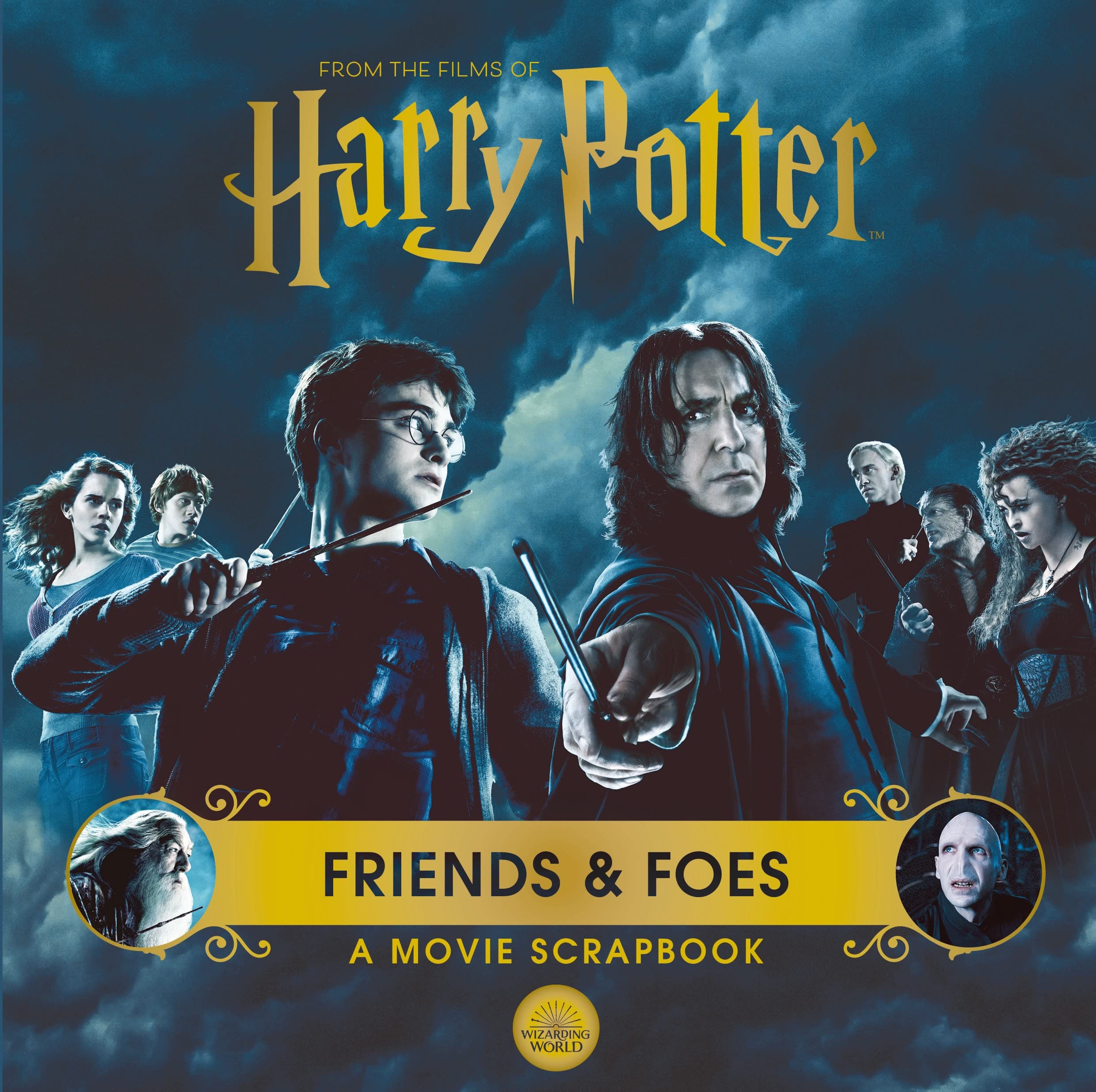 Harry Potter - Friends & Foes: A Movie Scrapbook Non-fiction