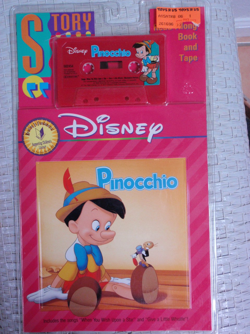 Pinocchio (Disney/Book and Cassette) Books