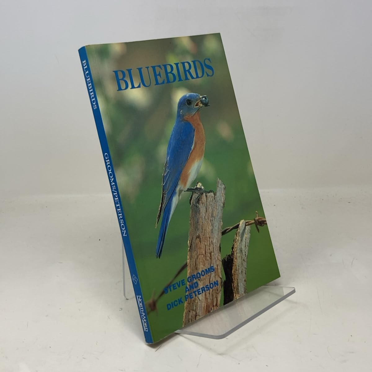 Bluebirds: Symbol of Hope (Camp & Cottage Collection, 2. Wildlife) Mathematics