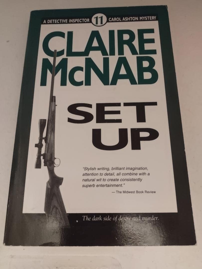 Set Up: A Detective Inspector Carol Ashton Mystery LGBTQ+