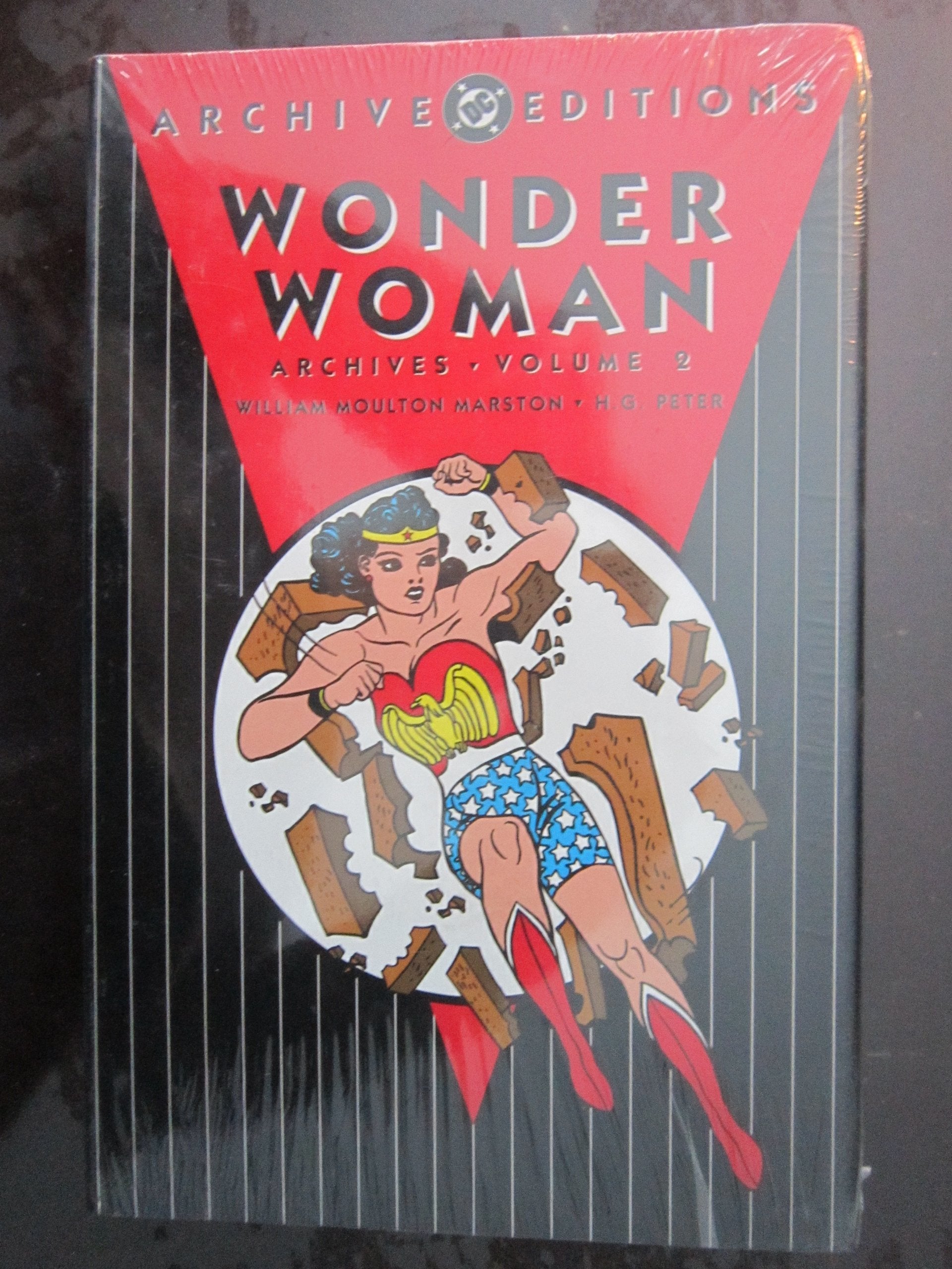 Wonder Woman Archives 2 book