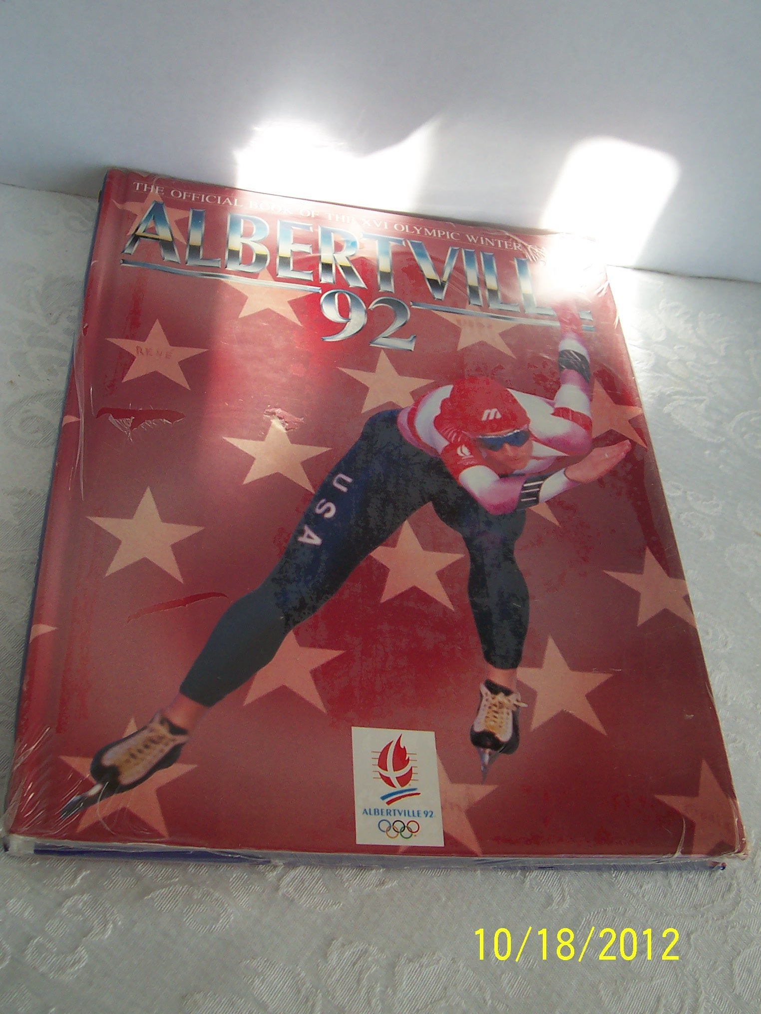 Albertville 92: Back to Nature : The Official Book of the International Olympic Committee and the Organizing Committee of the XVI Olympic Winter Gam Photography