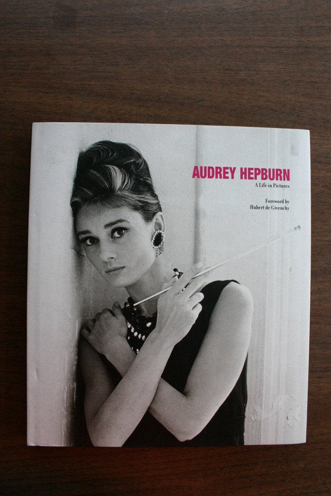 Audrey Hepburn: A Life in Pictures Art & Literature