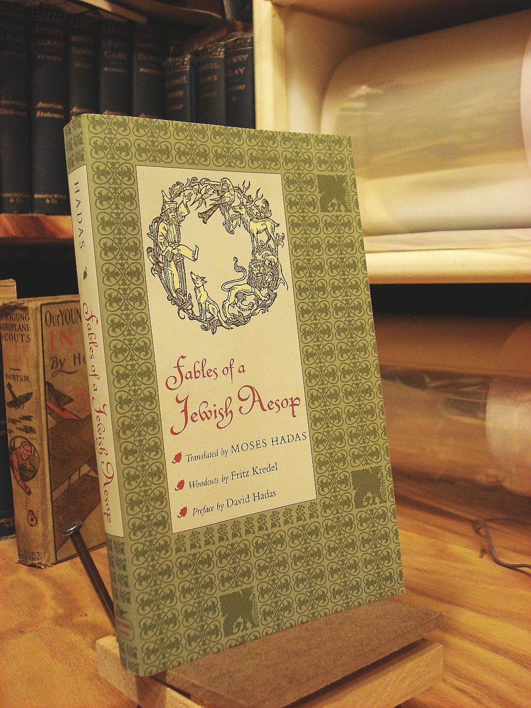 Fables of a Jewish Aesop: Translated from the Fox Fables of Berechiah Ha-Nakdan (Nonpareil Book, Band 90) Books