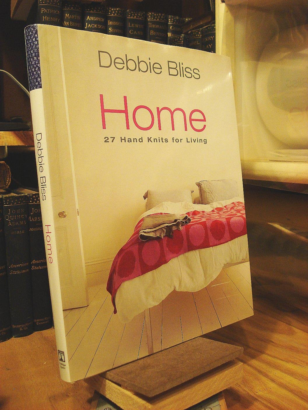 Debbie Bliss Home: 27 Hand Knits For Living: 26 Hand Knits for Living Hobbies & Crafts