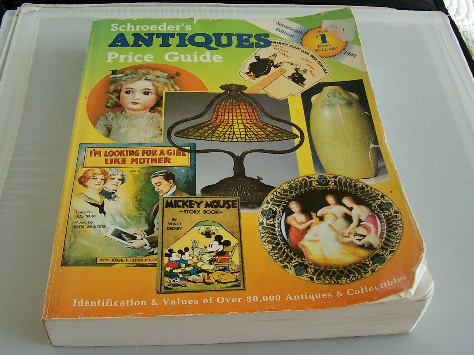 Schroeders Antiques Price Guide Hobbies & Crafts