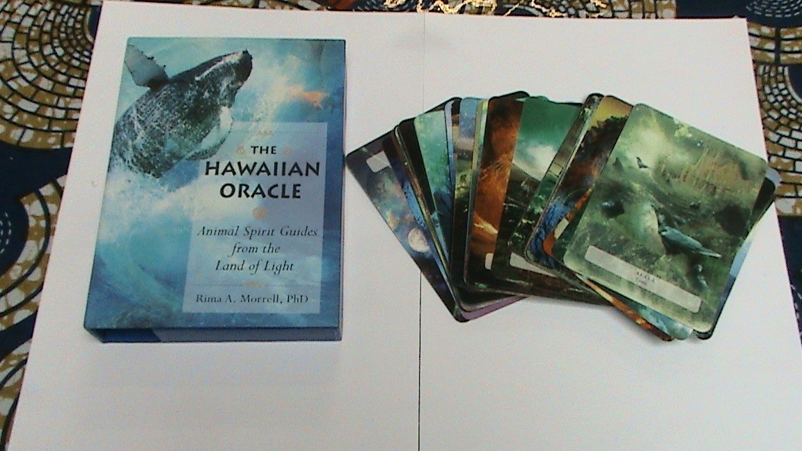 The Hawaiian Oracle: Animal Spirit Guides from the Land of Light Religion & Esotericism
