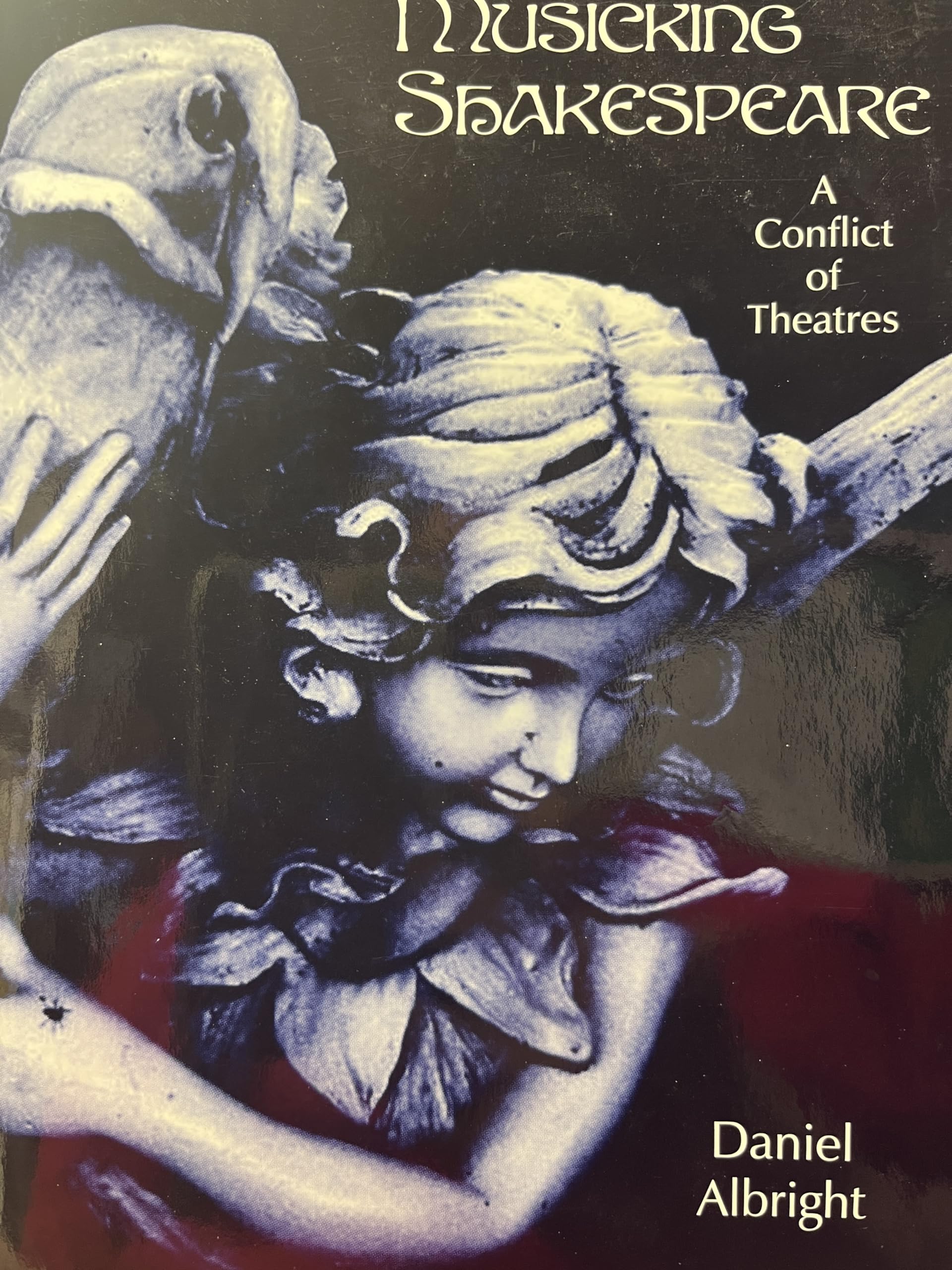 Musicking Shakespeare: A Conflict of Theatres (Eastman Studies in Music, 45, Band 45) Contemporary literature