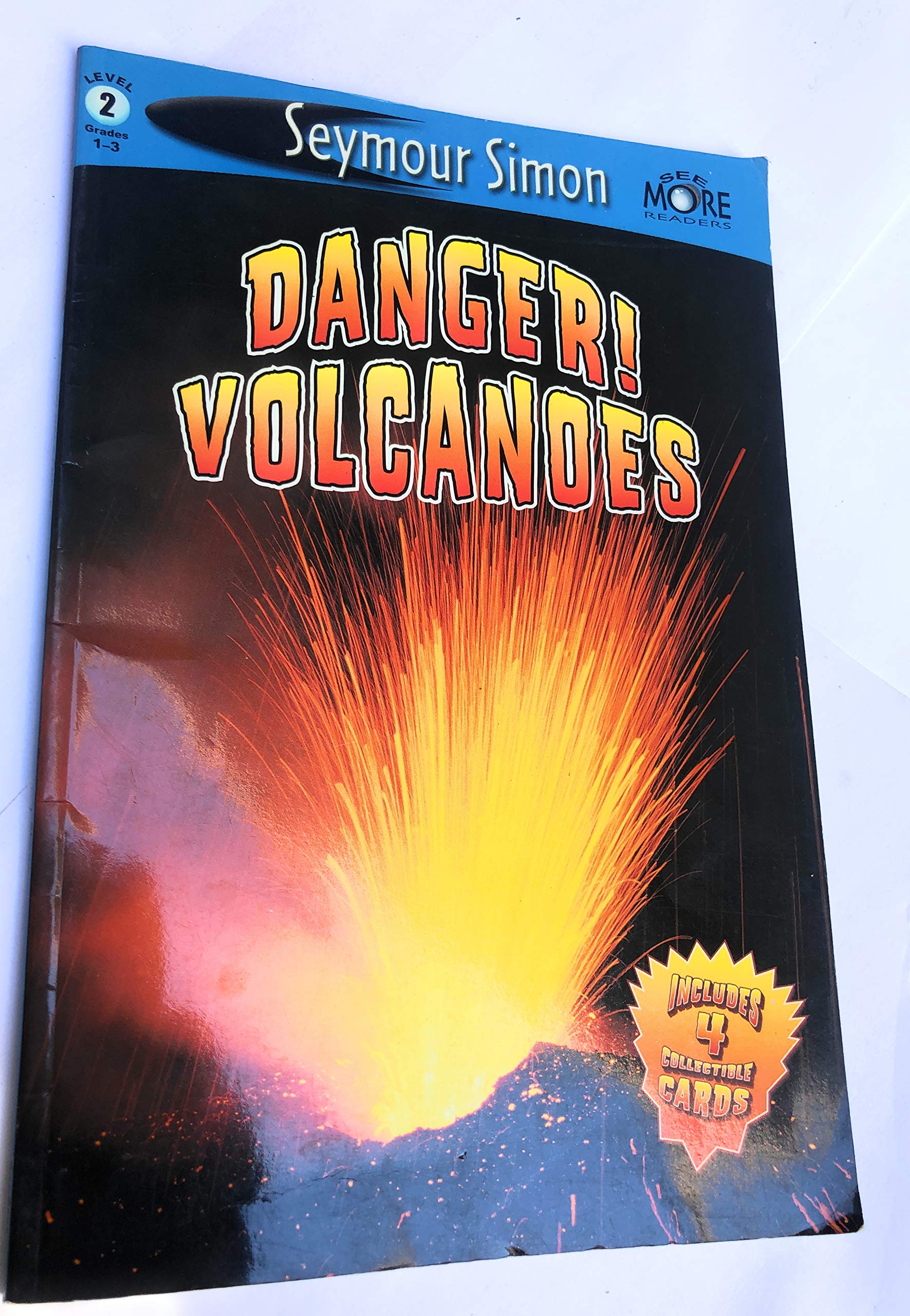 Danger! Volcanoes: SeeMore Readers Level 2 Non-fiction