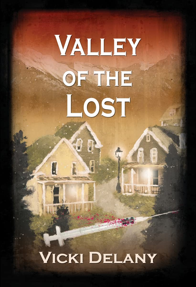 Valley of the Lost: A Constable Molly Smith Mystery (Constable Molly Smith Novels, 2) Contemporary literature