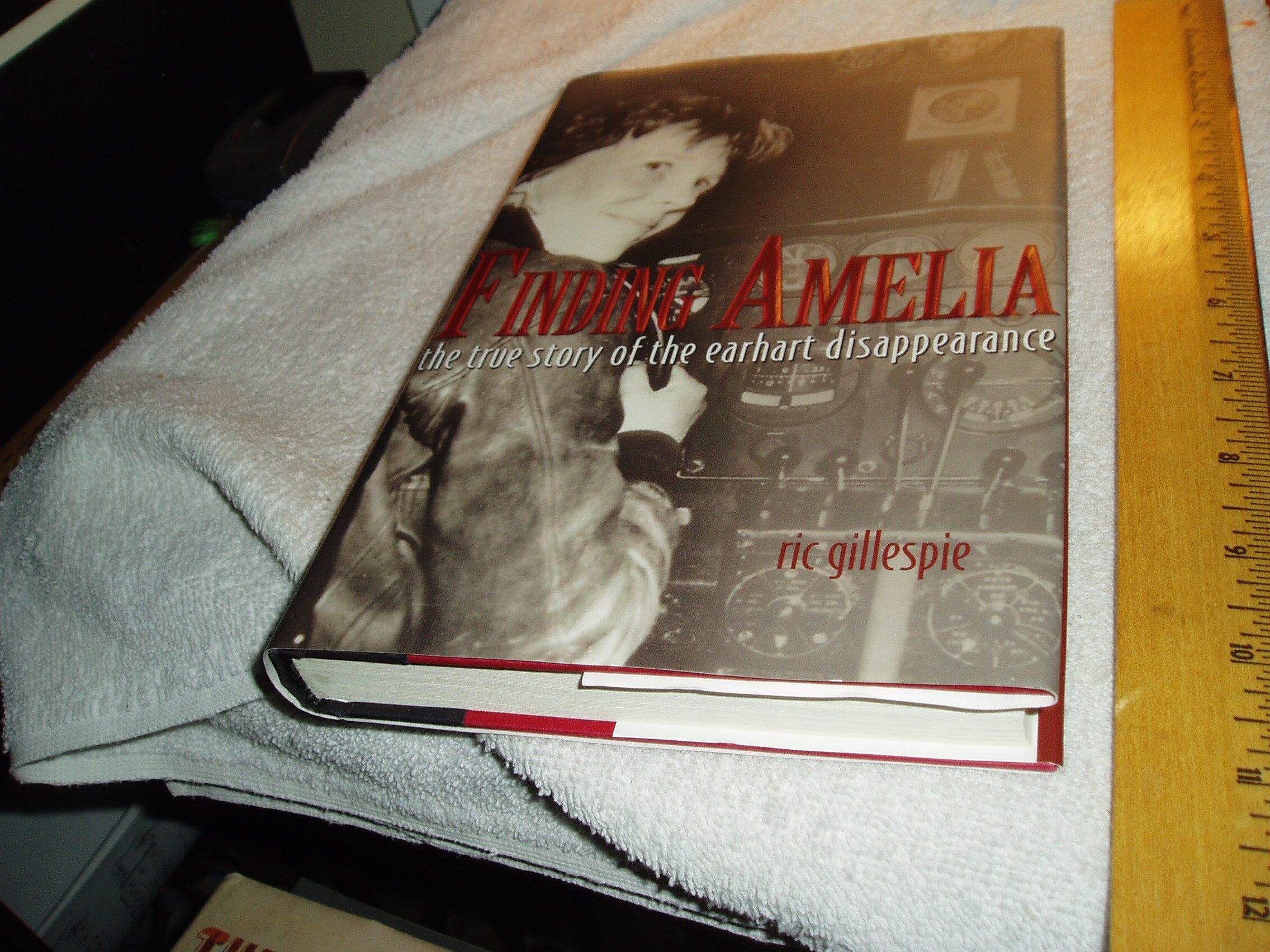 Finding Amelia: The True Story of the Earhart Disappearance book