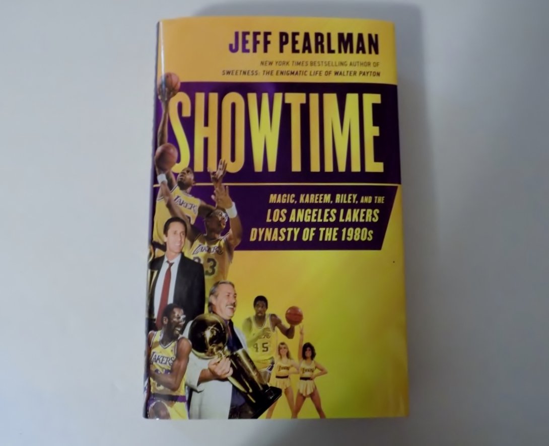 Showtime: Magic, Kareem, Riley, and the Los Angeles Lakers Dynasty of the 1980s Leisure & Fun