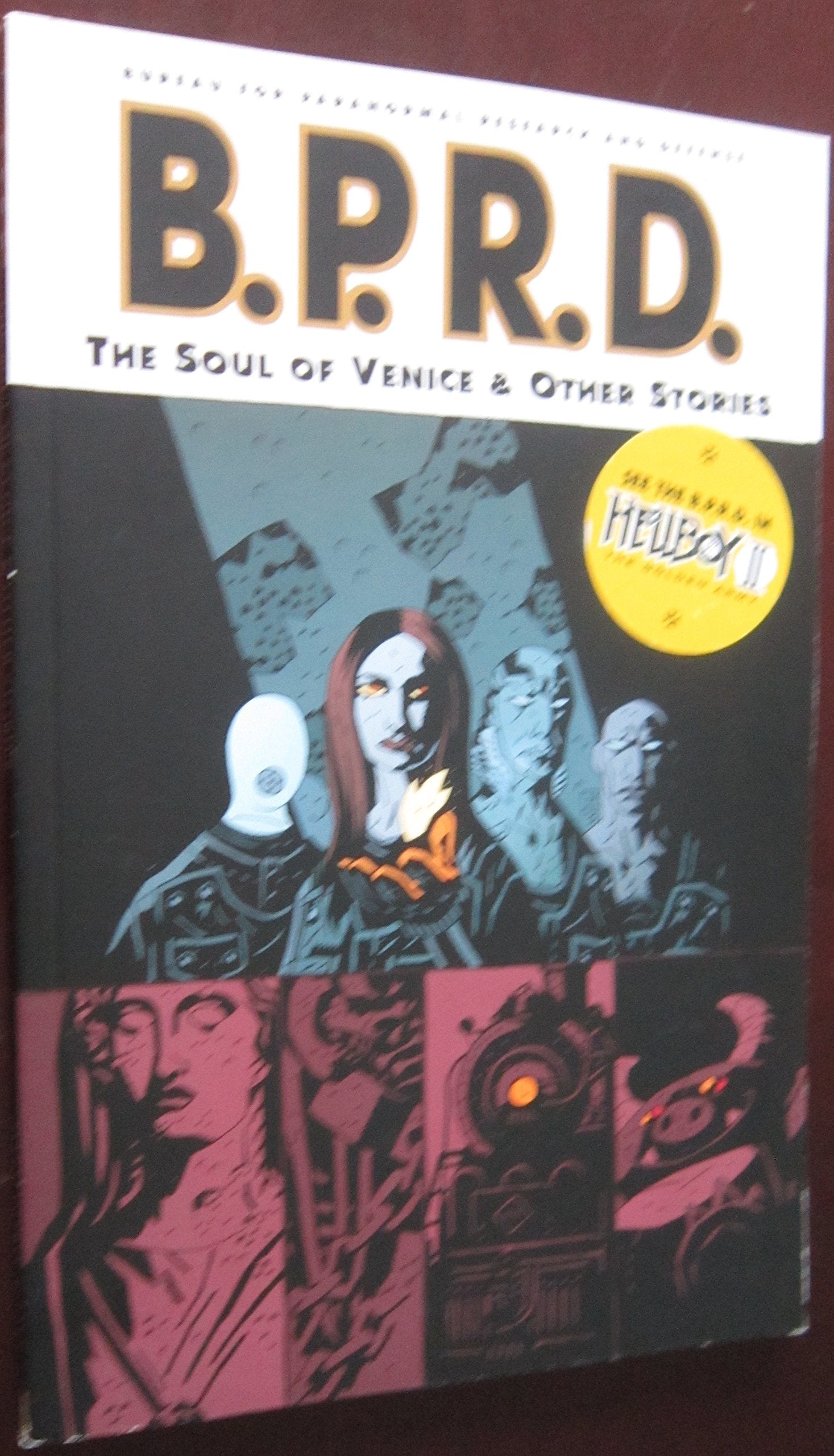 B.P.R.D. Vol. 2: The Soul of Venice & Other Stories Manga