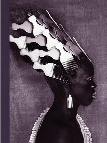 Zanele Muholi Somnyama Ngonyama, Hail the Dark Lioness, Vol. II Travel