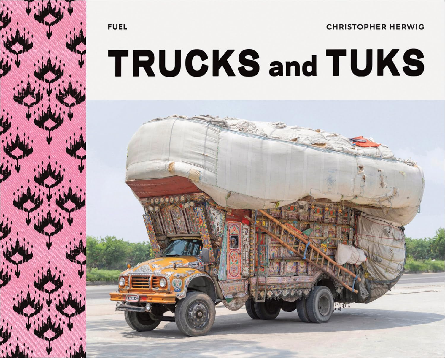Trucks and Tuks: Decorated Vehicles of South Asia Photography