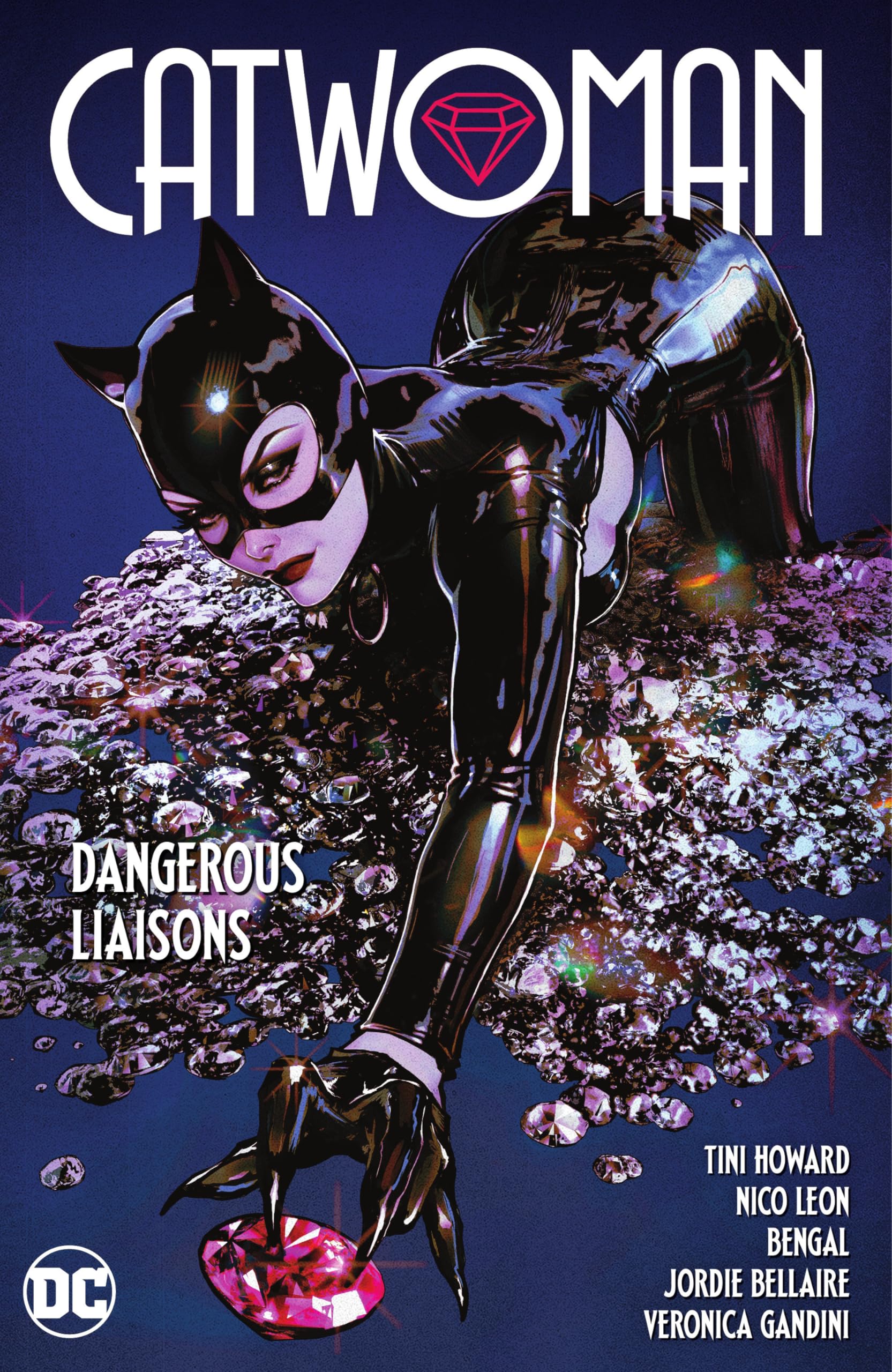 Catwoman Vol. 1: Dangerous Liaisons (Catwoman, 1) Manga