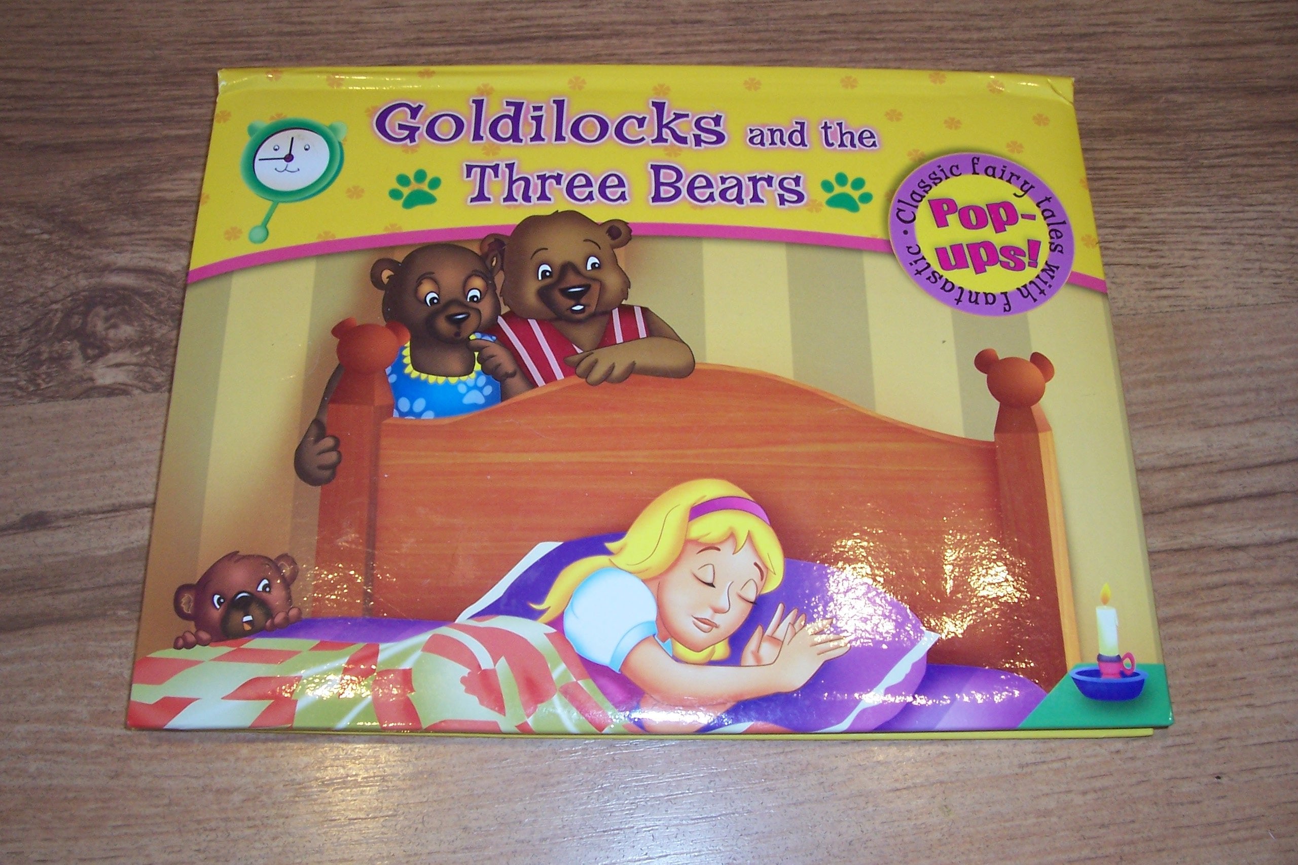 Goldilocks and the Three Bears (Pop-up) book