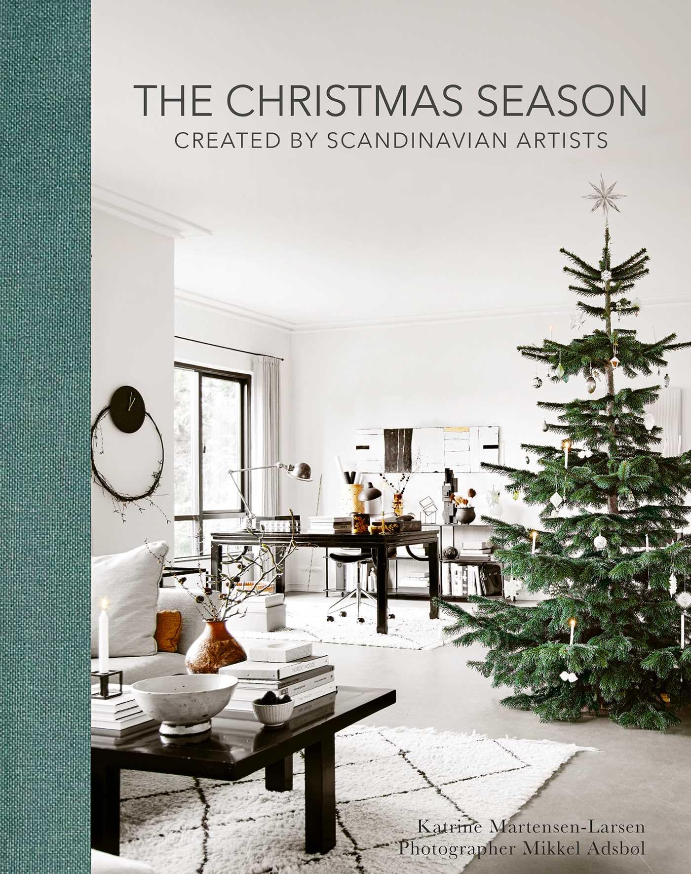 The Christmas Season: Created by Scandinavian Artists Architecture