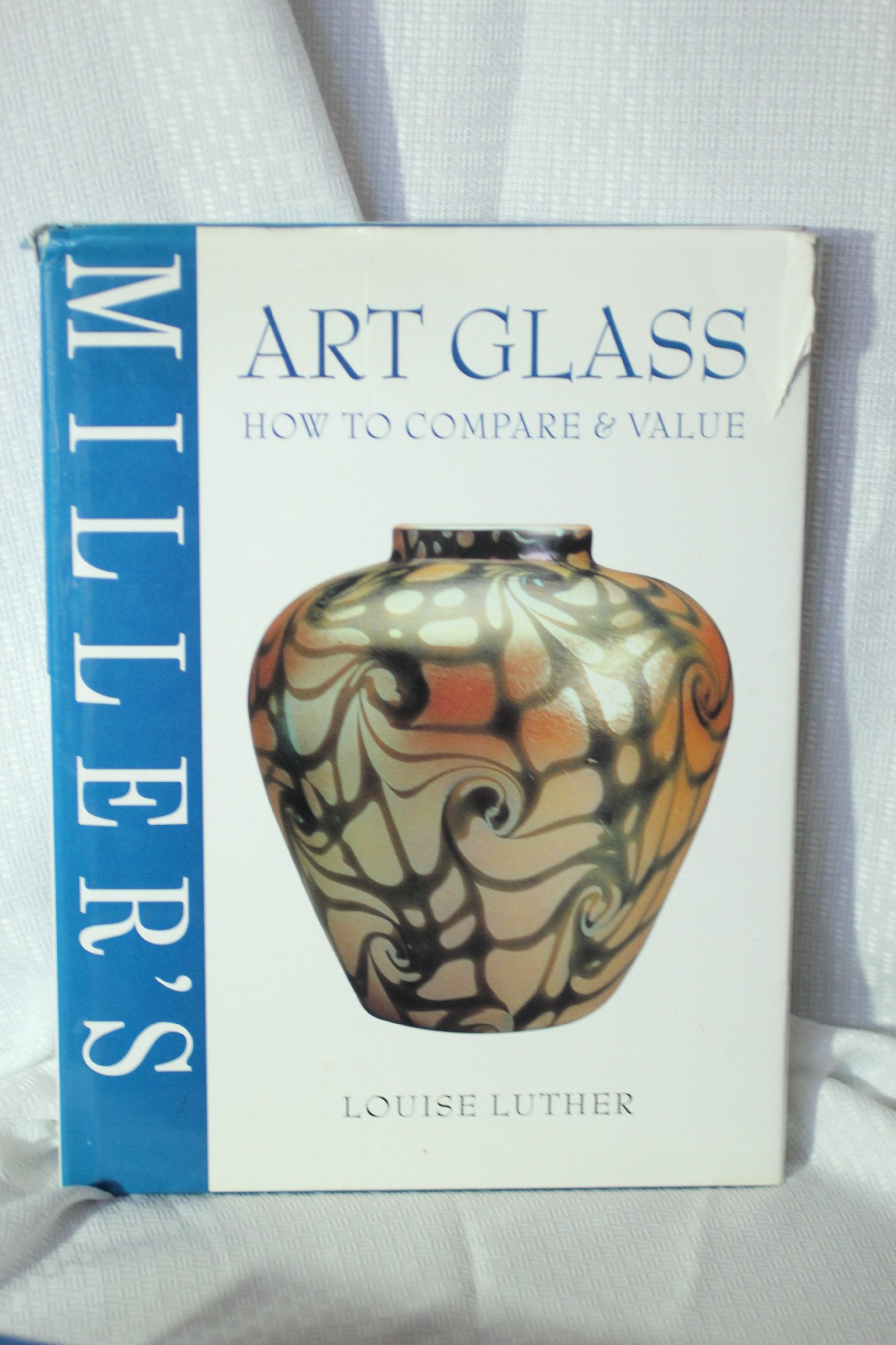 Miller's Art Glass: How to Compare & Value book