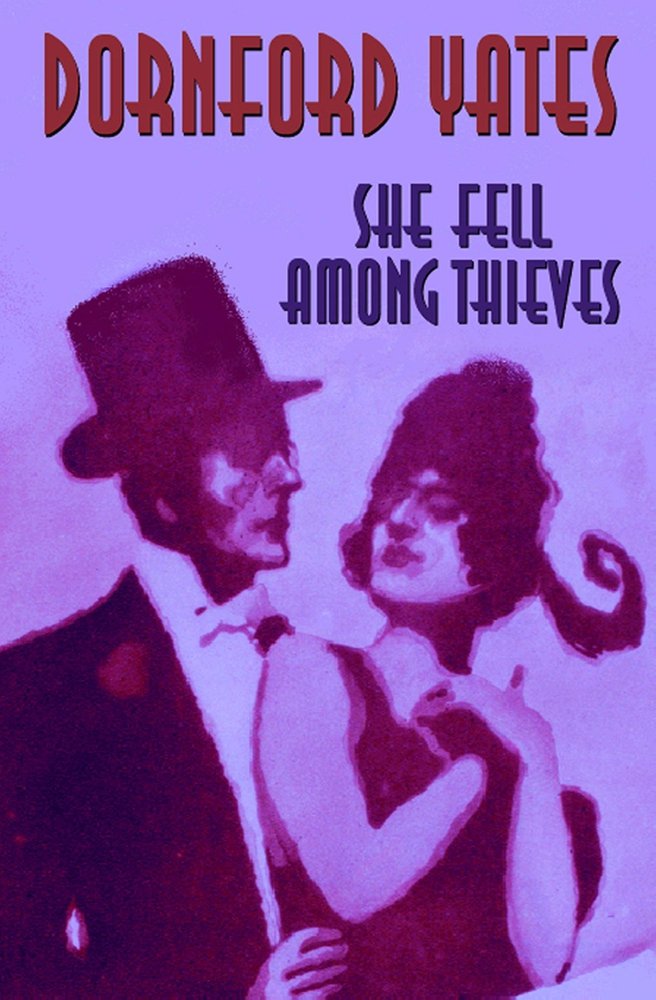 She Fell Among Thieves (Richard Chandos, Band 5) Action & Adventure