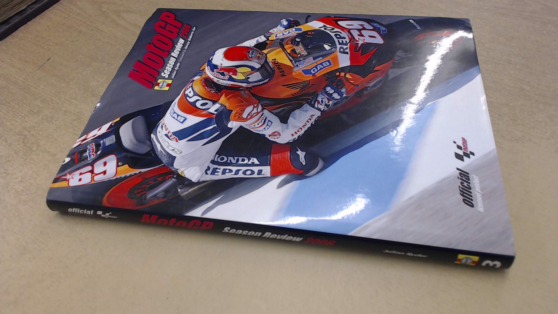 Motogp Season Review 2006 (MotoGP Season Review: Official Licensed) Leisure & Fun