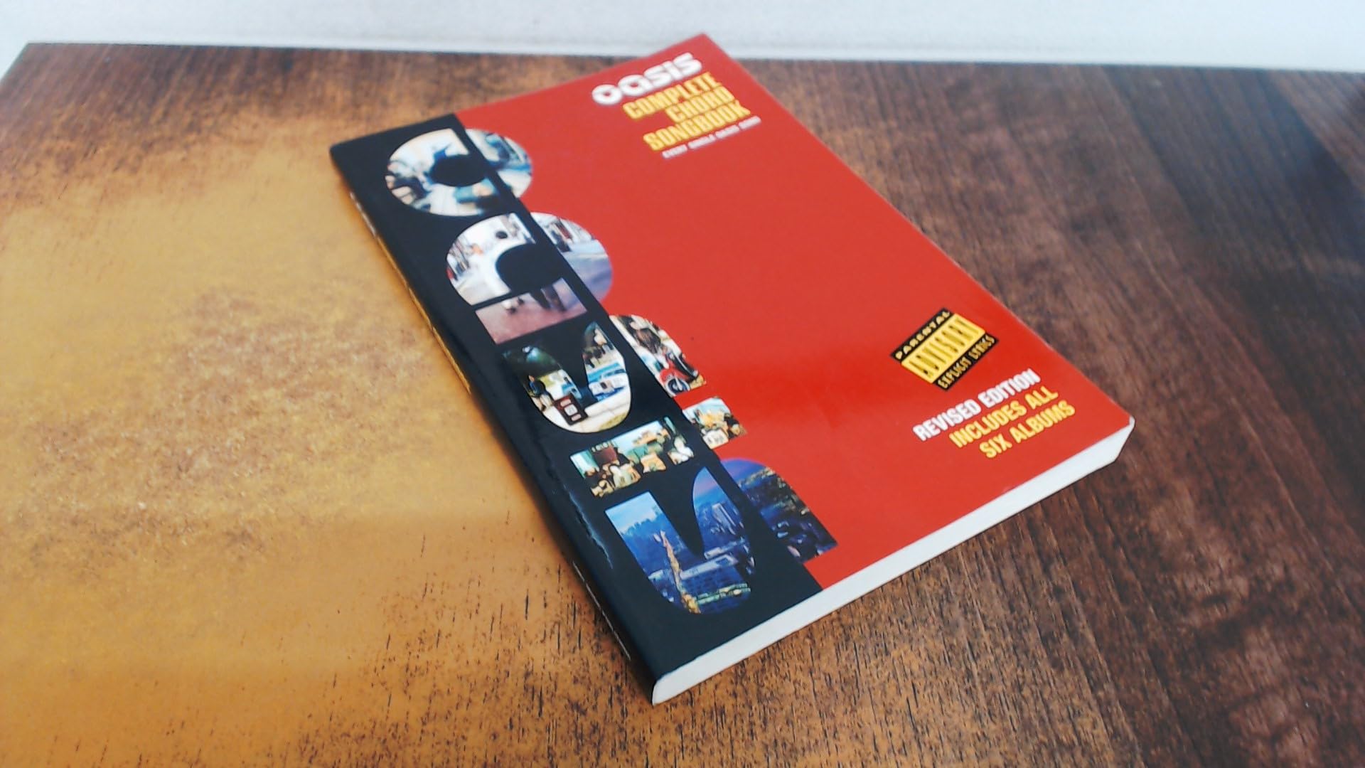 Oasis: Complete Chord Songbook Sheet Music