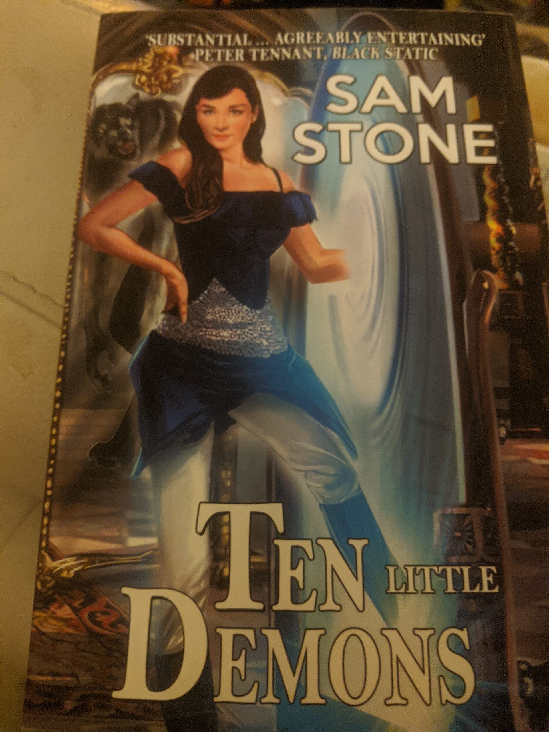 Ten Little Demons (The Kat Lightfoot Mysteries, Band 6) Action & Adventure