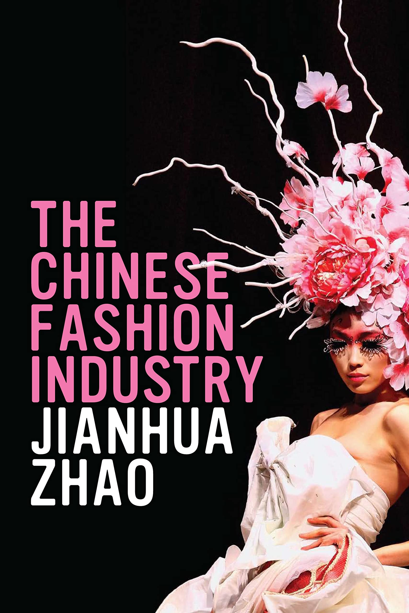 The Chinese Fashion Industry: An Ethnographic Approach (Dress, Body, Culture) Books