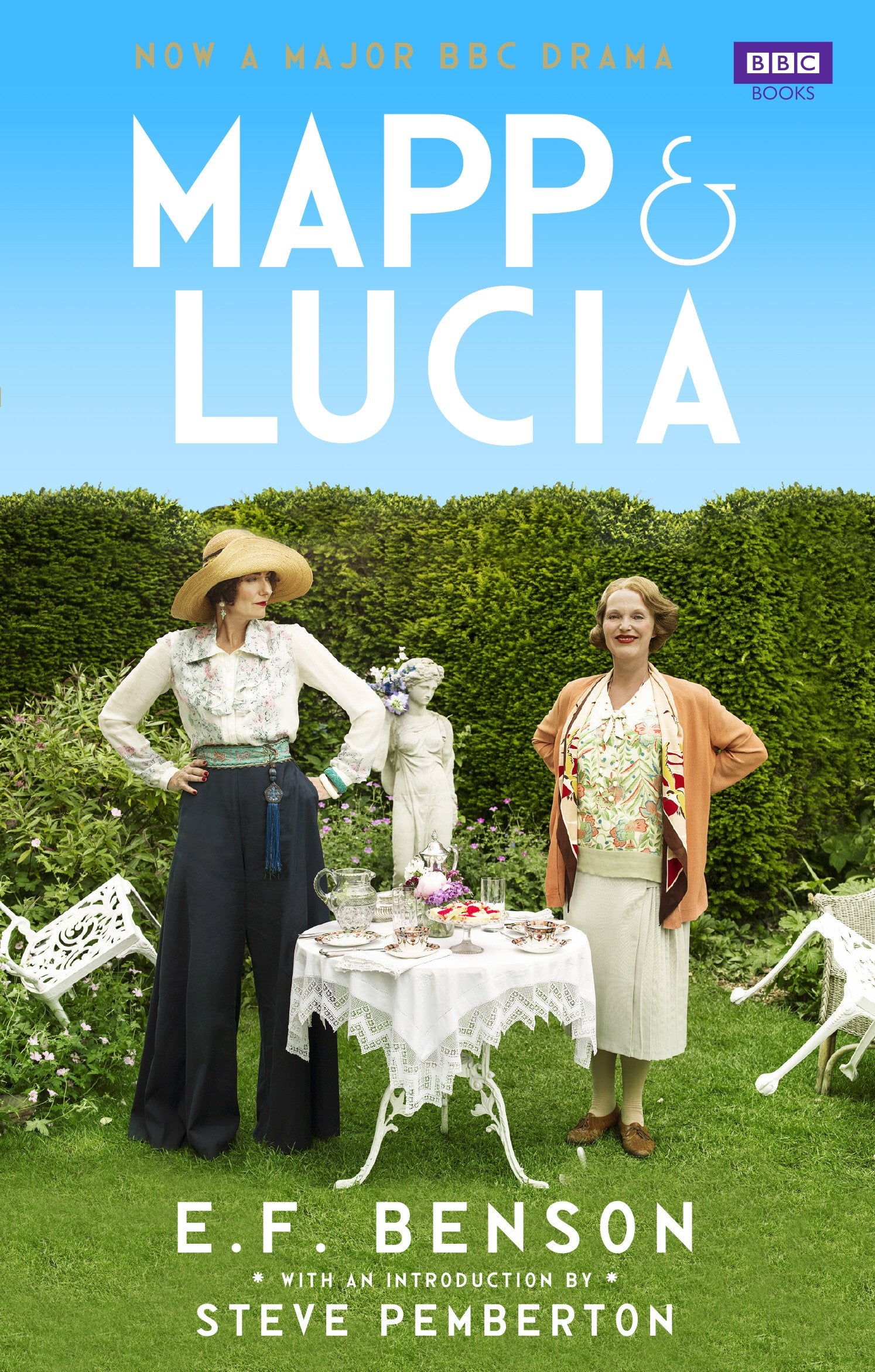 Mapp and Lucia Omnibus: Queen Lucia, Miss Mapp and Mapp and Lucia LGBTQ+