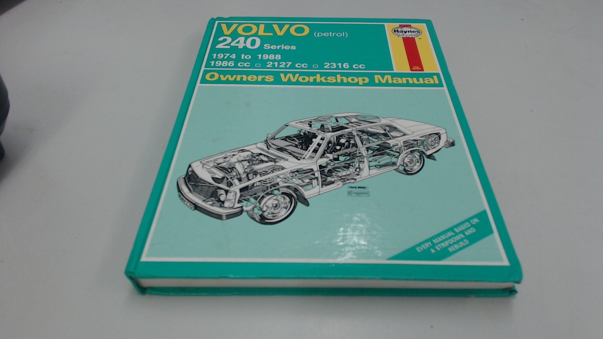 Volvo 240 Series 1974-88 Owner's Workshop Manual Reference Books