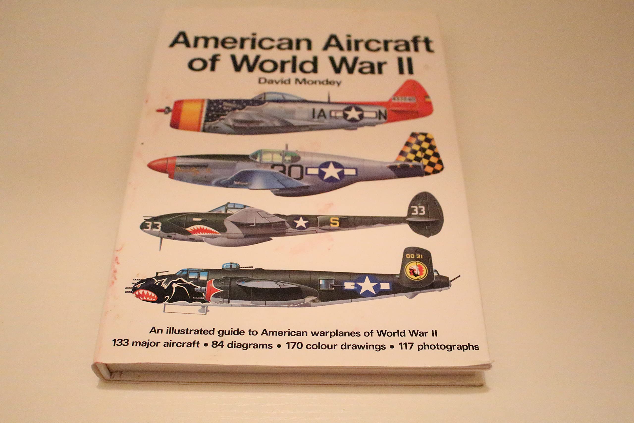 The Concise Guide to American Aircraft of World War II: An Illustrated Guide to American Warplanes of World War II Social Sciences