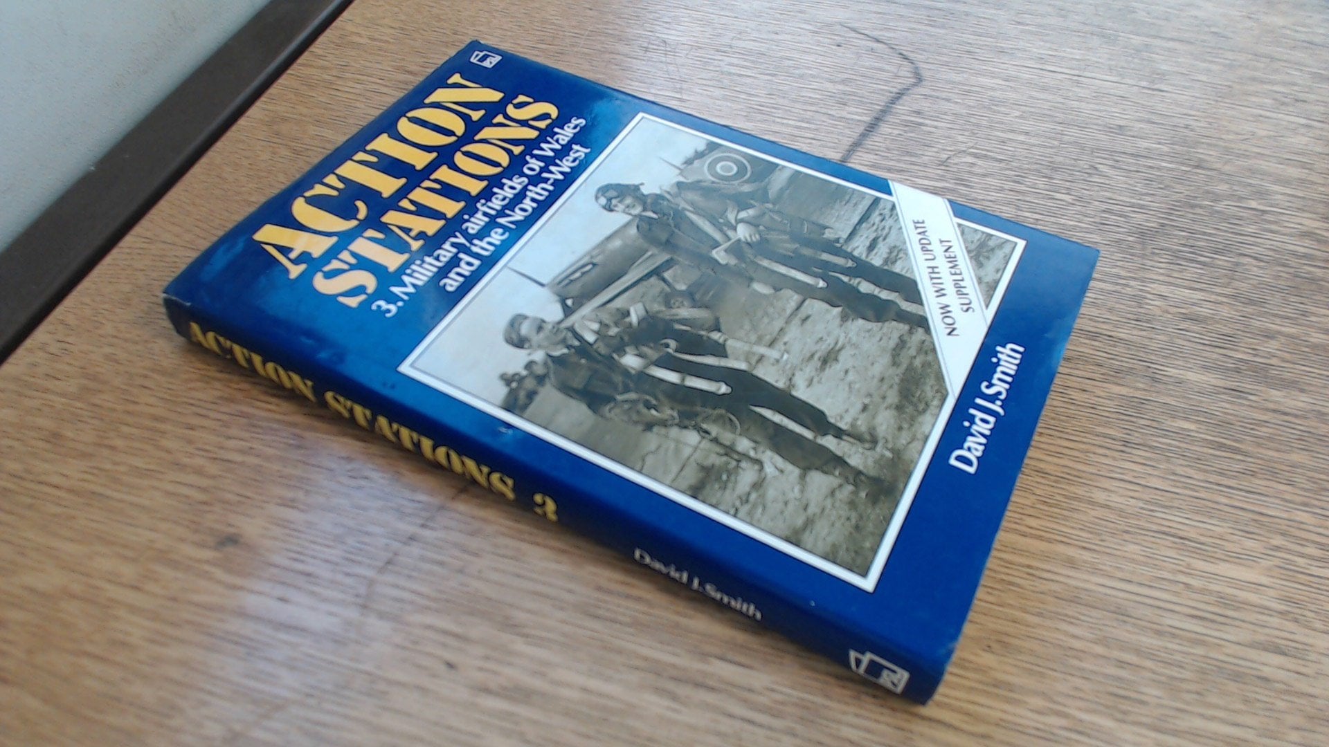 Military Airfields of Wales and the North West (v. 3) (Action Stations) Social Sciences