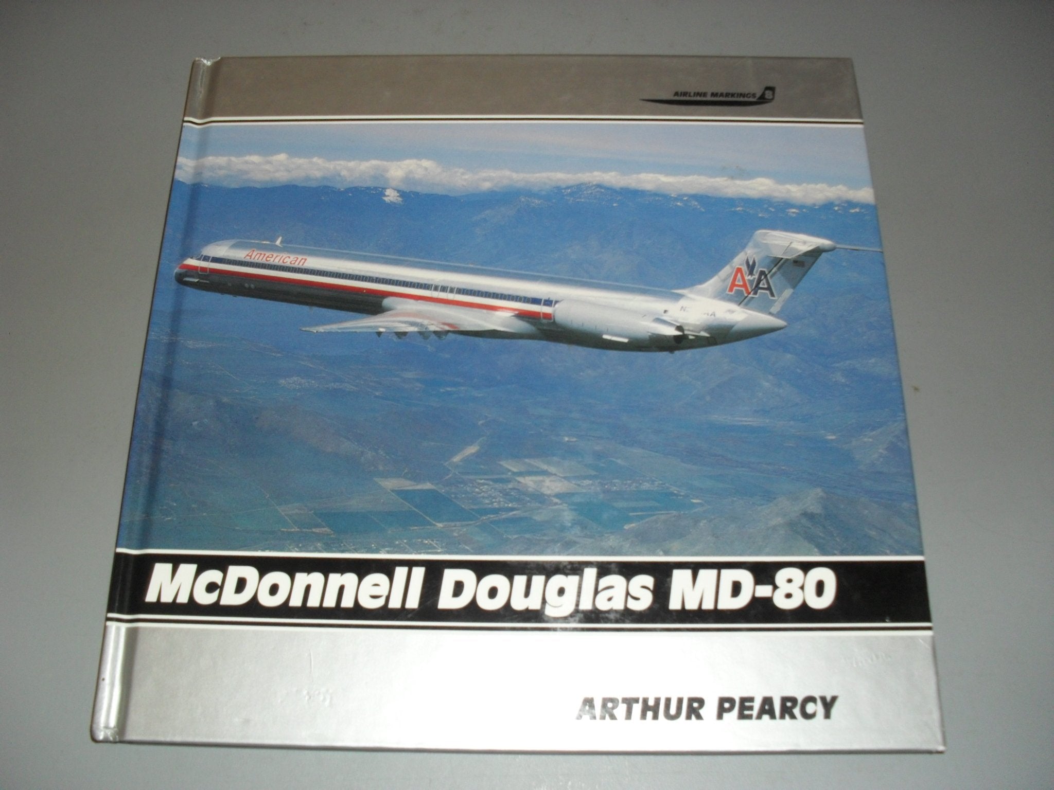 McDonnell Douglas MD-80 (Airline Markings S.) Business, Finance & Career