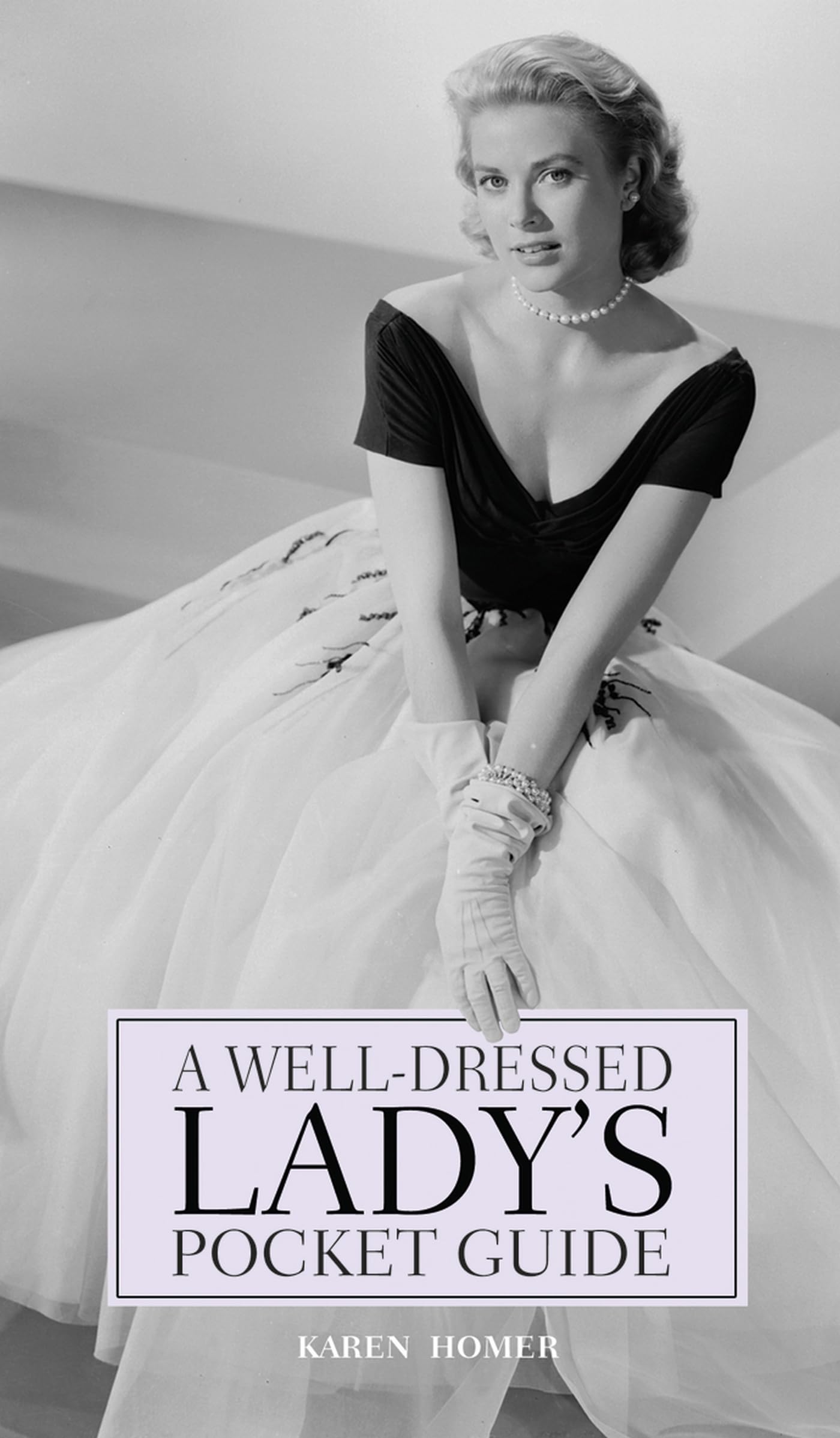 A Well Dressed Ladies Pocket Guide book