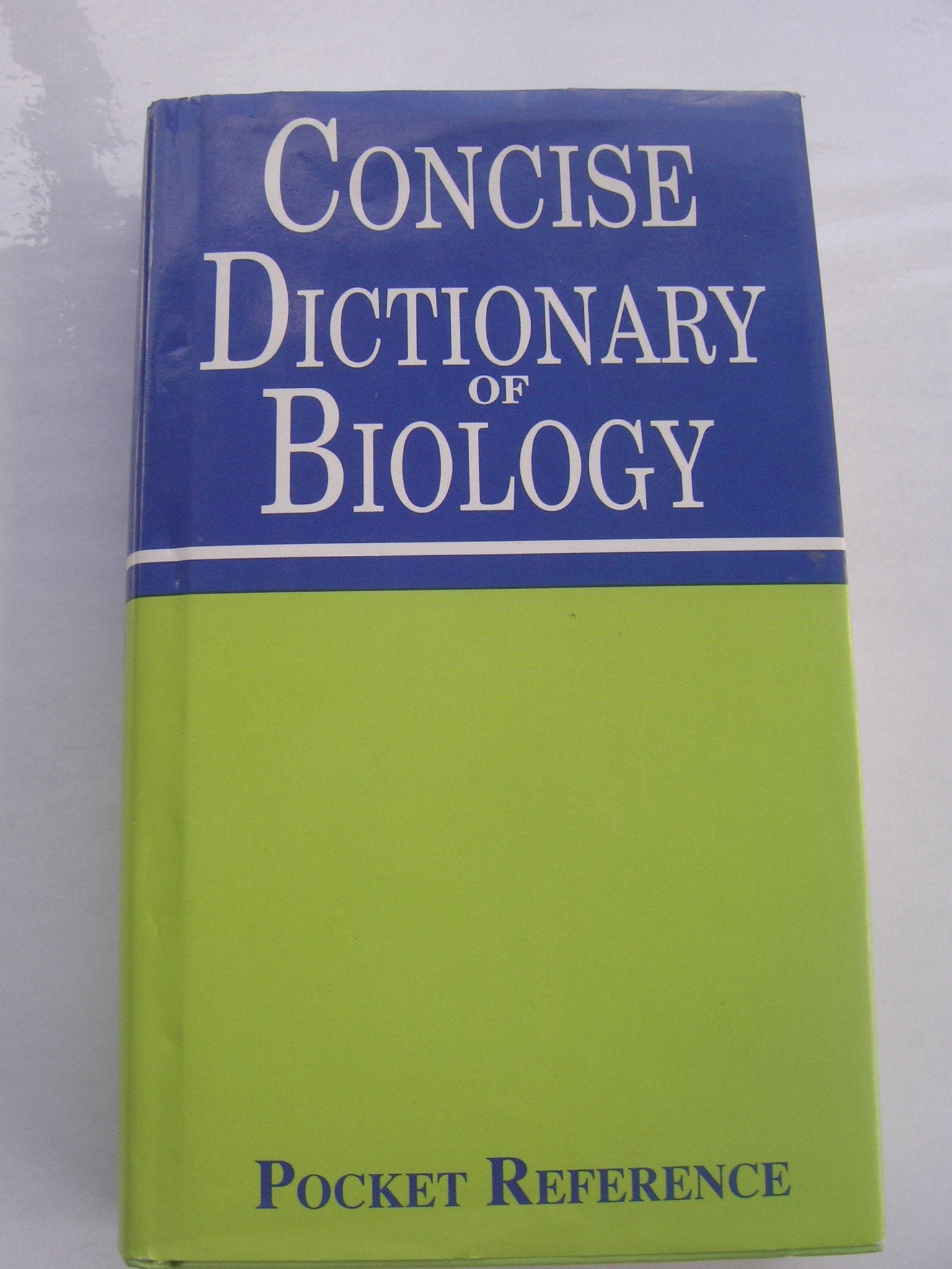 Dictionary of Biology (Pocket Reference) Reference Books