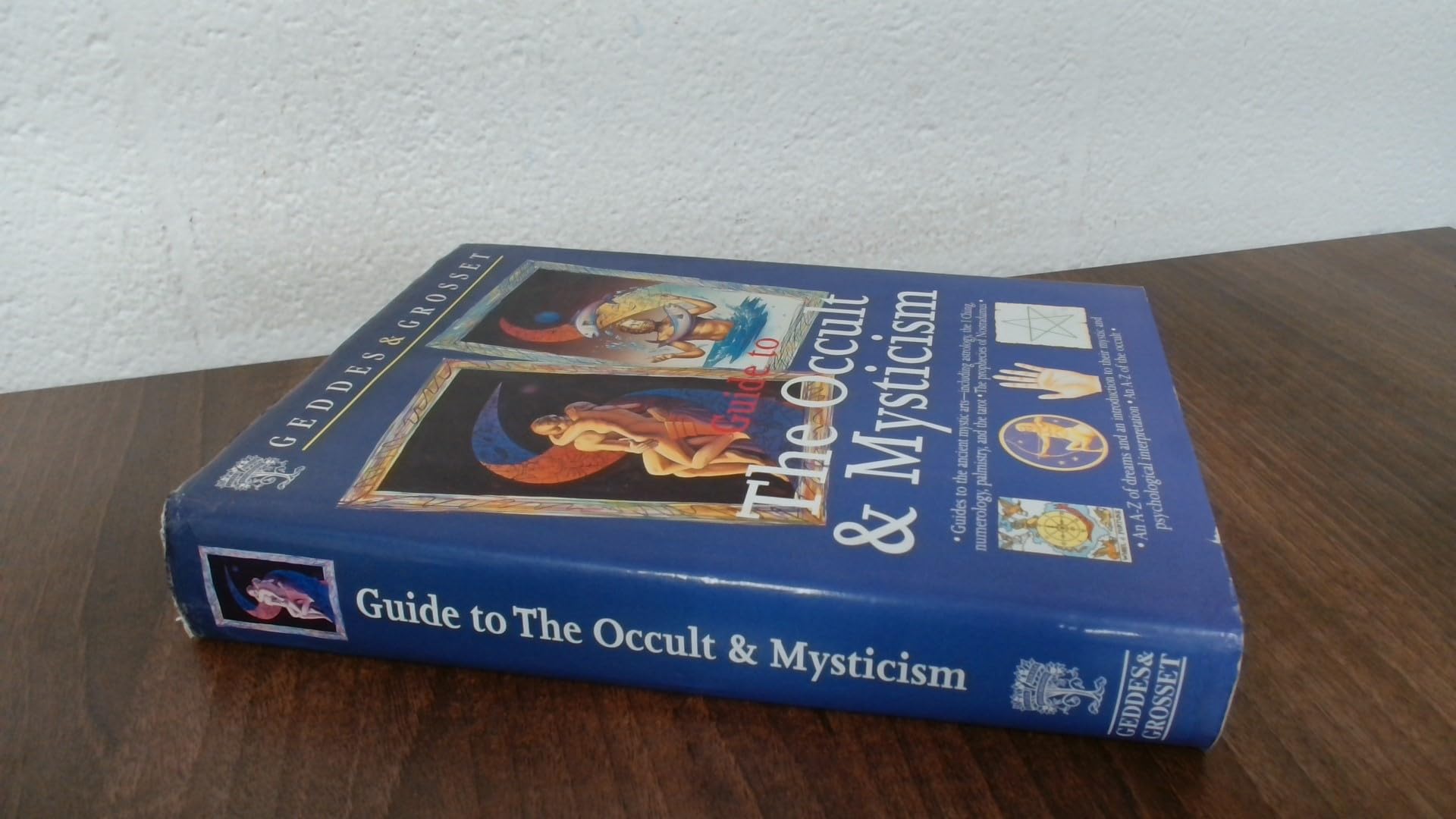 Guide to the Occult & Mysticism book