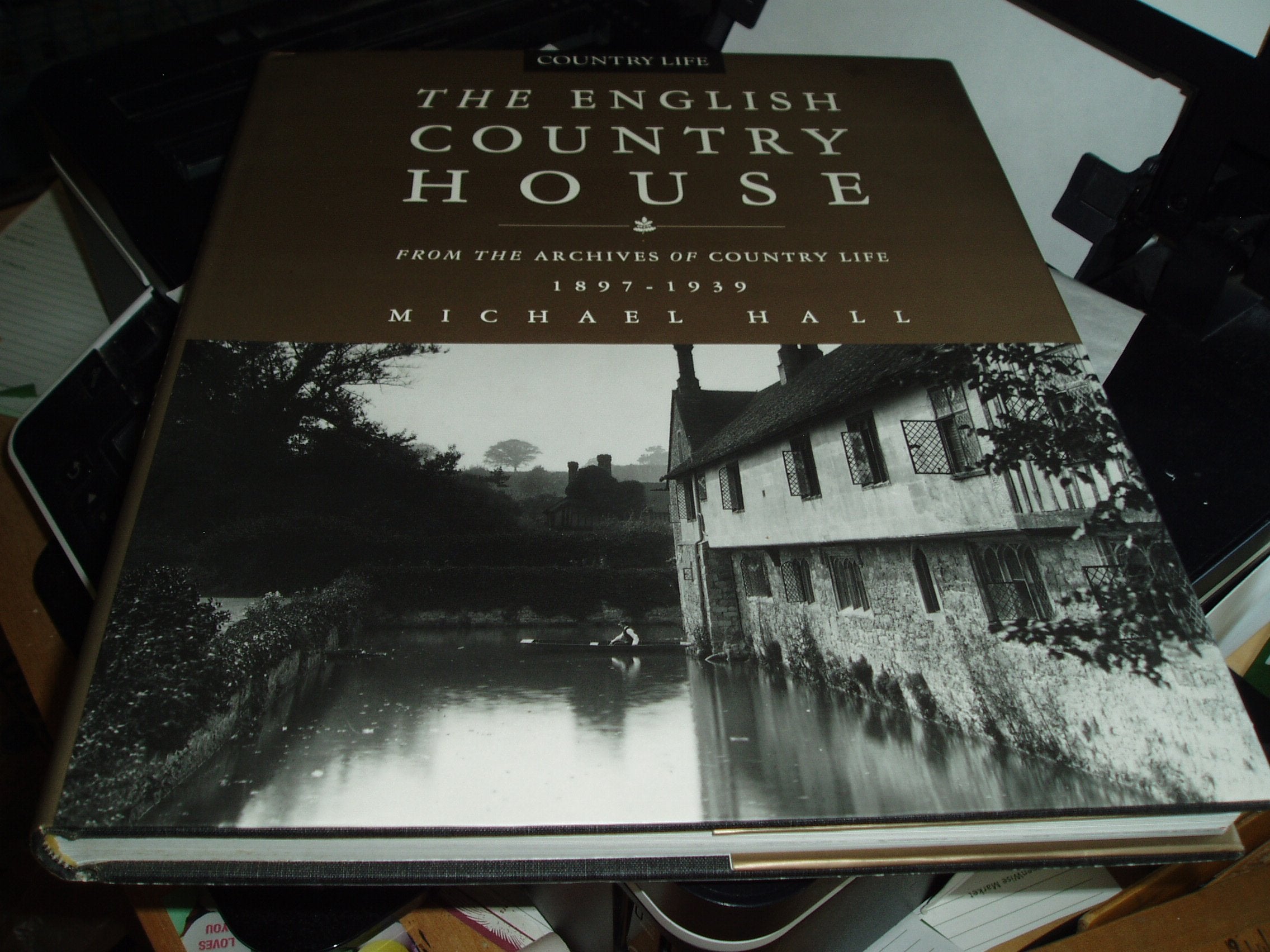 The English Country Houses: From the Archives of Country Life, 1897-1939 Architecture