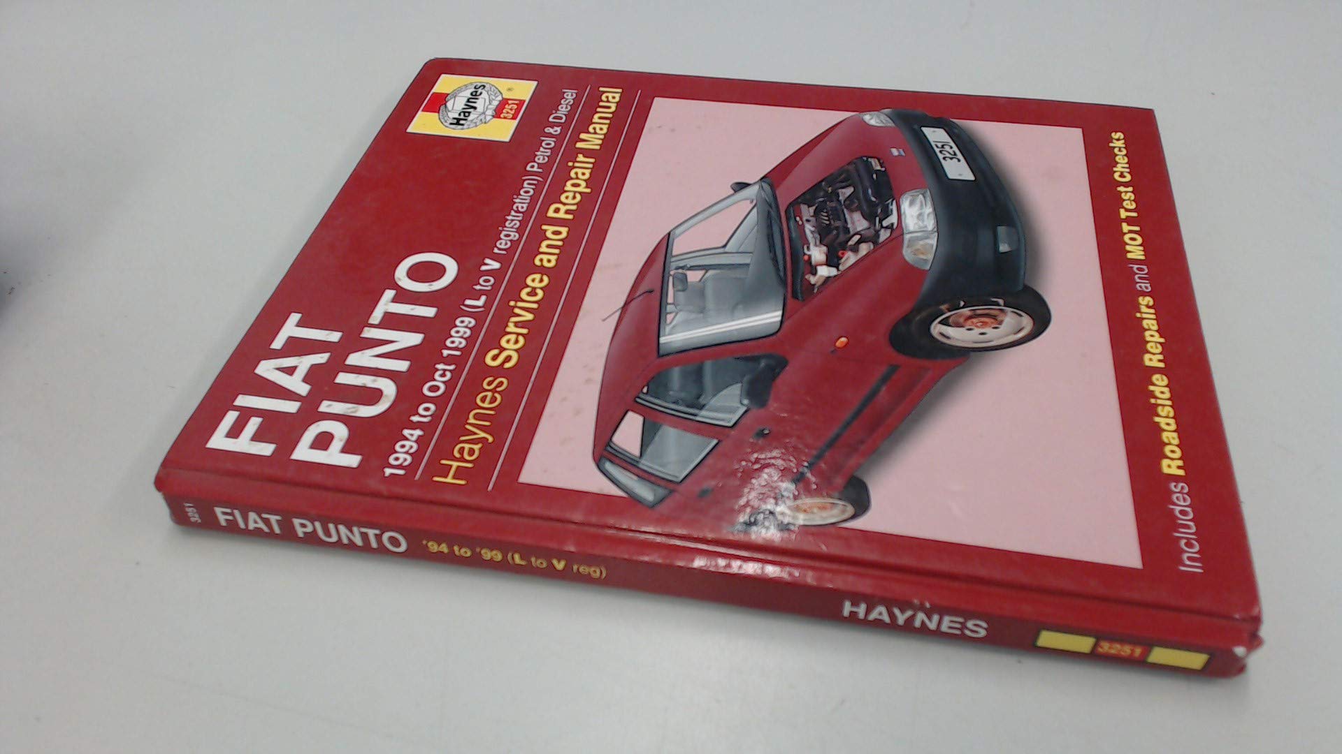 Fiat Punto Petrol & Diesel (94 - Oct 99) L To V book