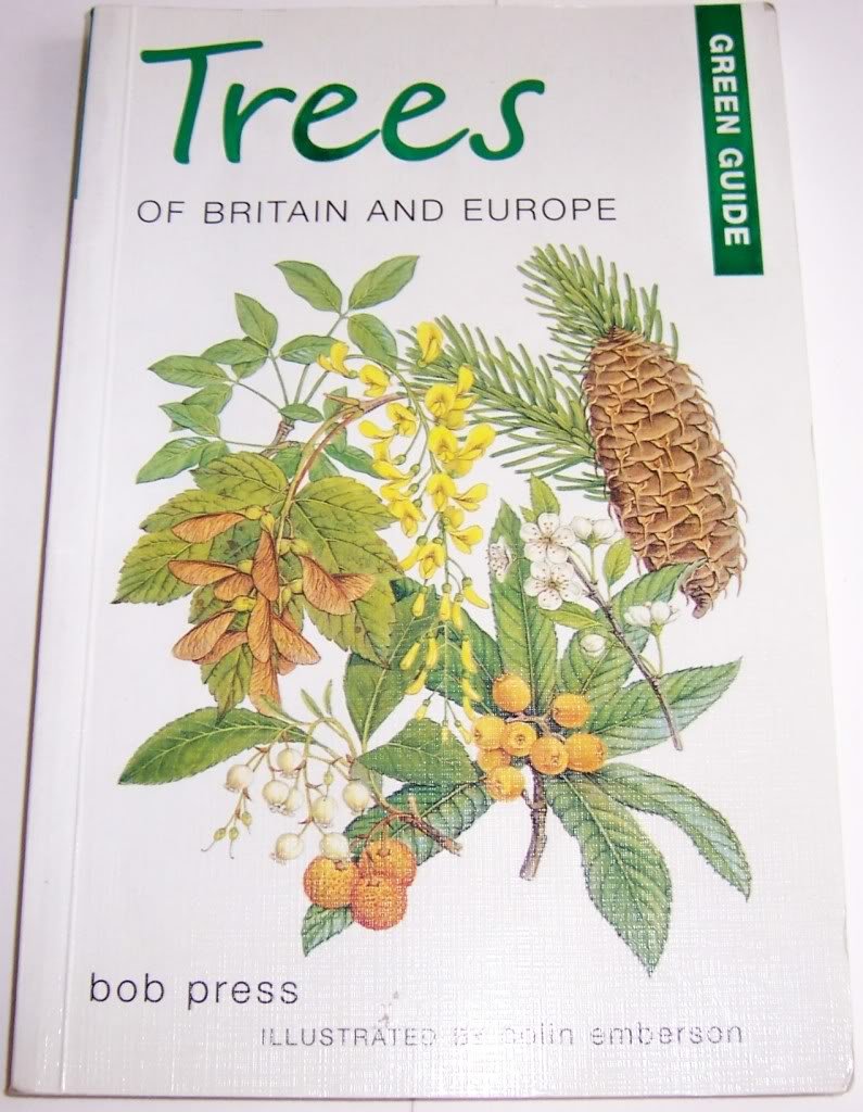 Green Guide To Trees of Britain and Europe (Michelin Green Guides) Leisure, Home & Garden