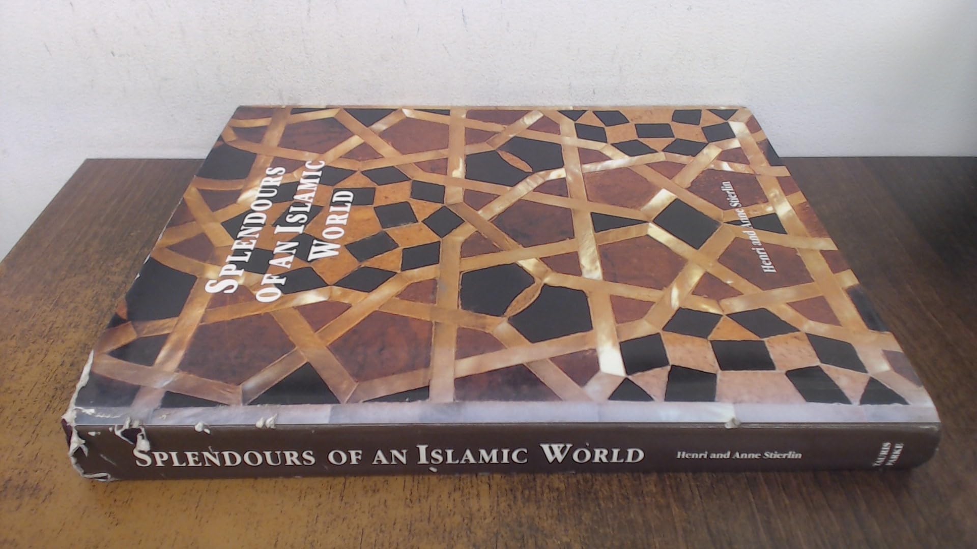 Splendours of an Islamic World: The Art and Architecture of the Mamluks Religion & Esotericism