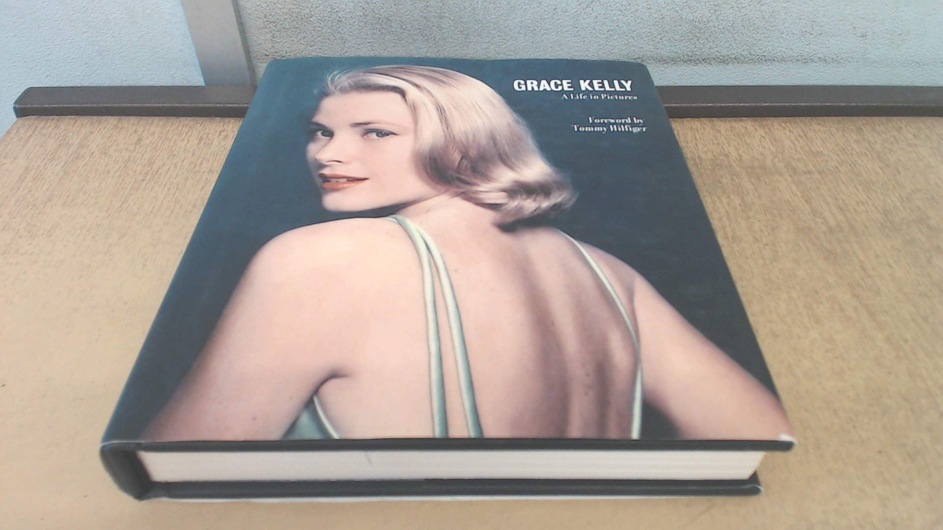Grace Kelly, A Life in Pictures Art & Literature