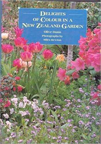 Delights Of Colour In A New Zealand Garden Books