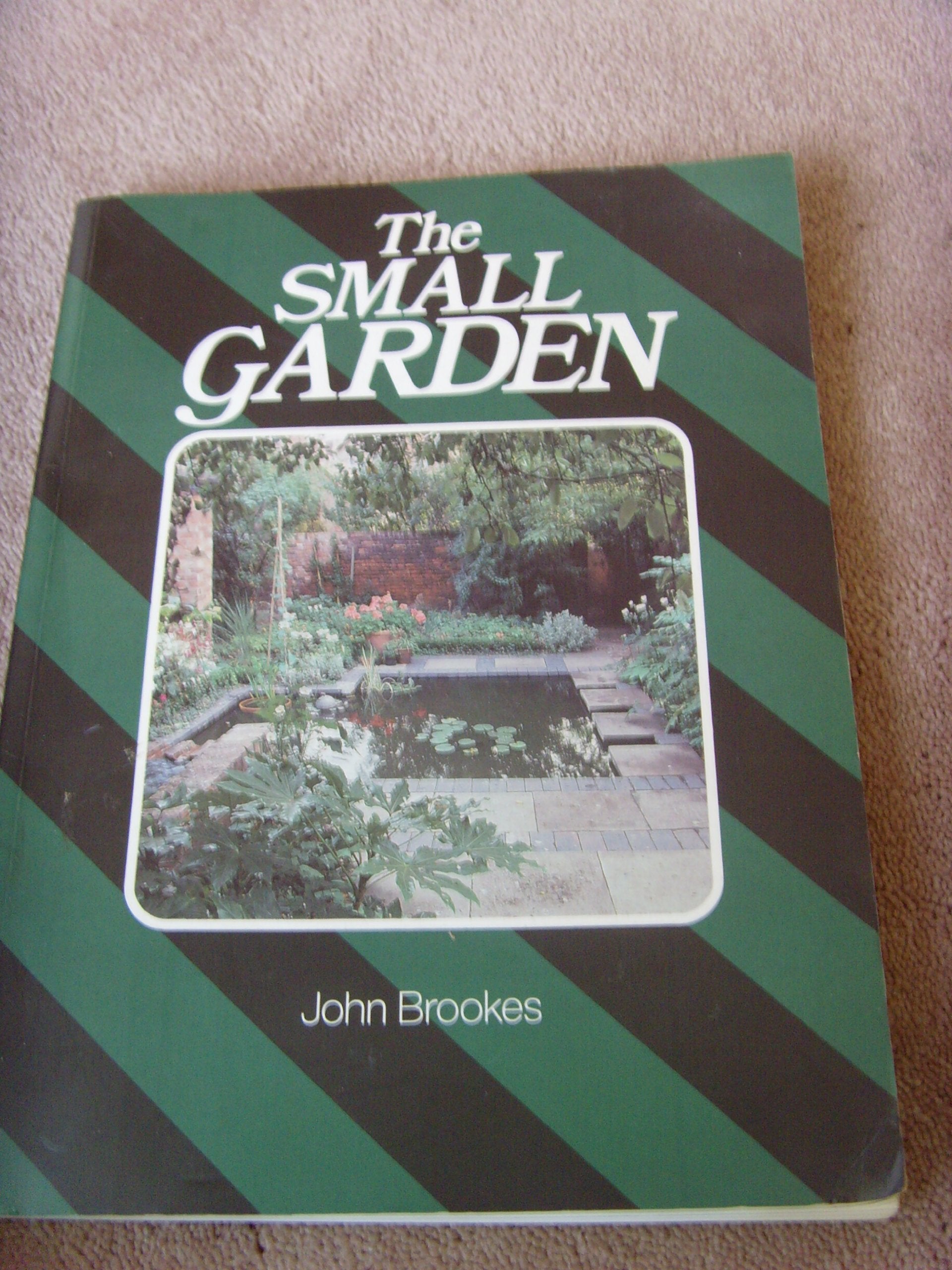 The Small Garden Garden & Plants