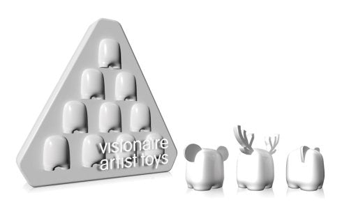 Artists Toys (Visionaire, Band 50) book