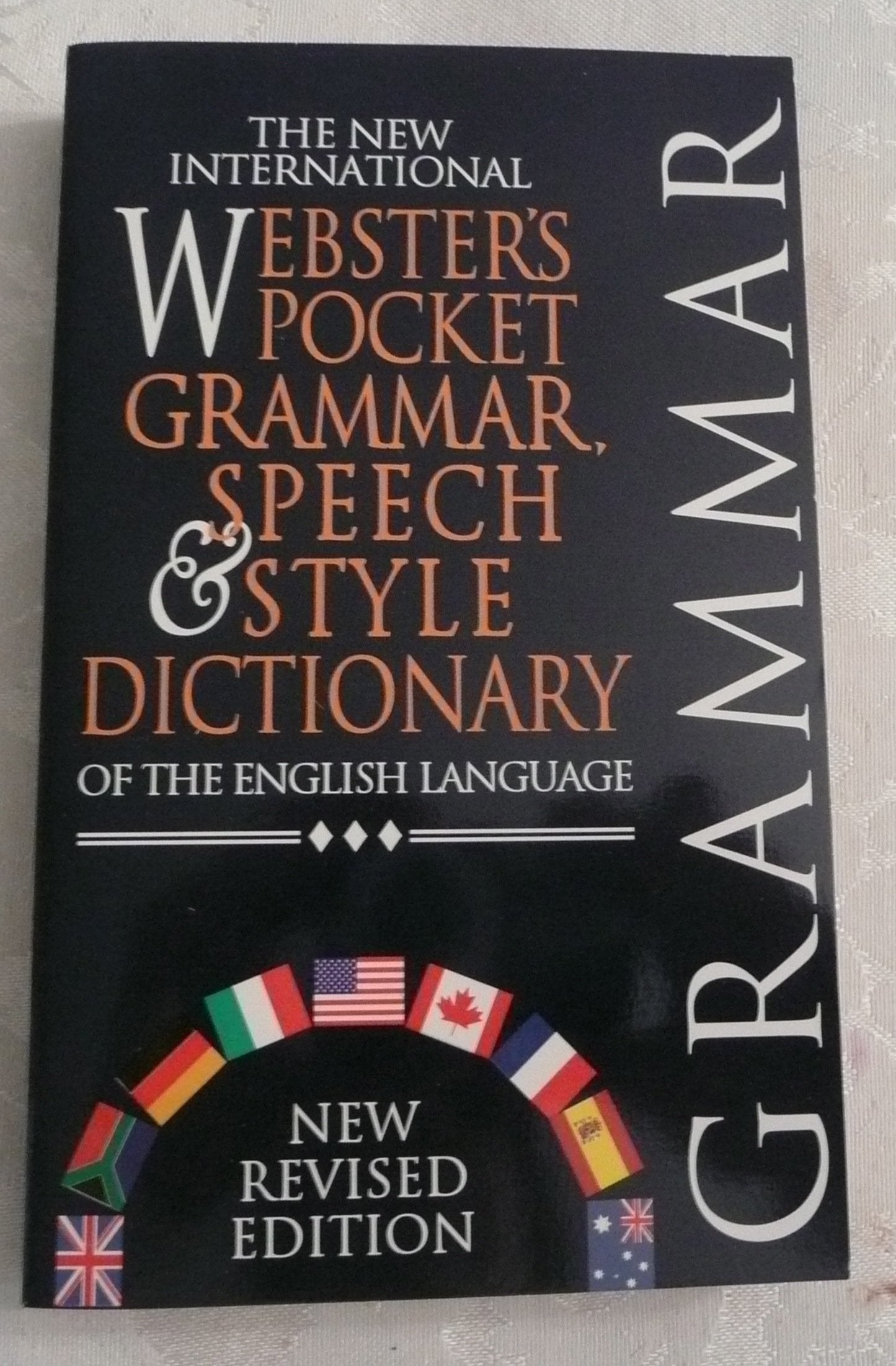 THE NEW INTERNATIONAL WEBSTER'S POCKET GRAMMAR, SPEECH & STYLE DICTIONARY Books